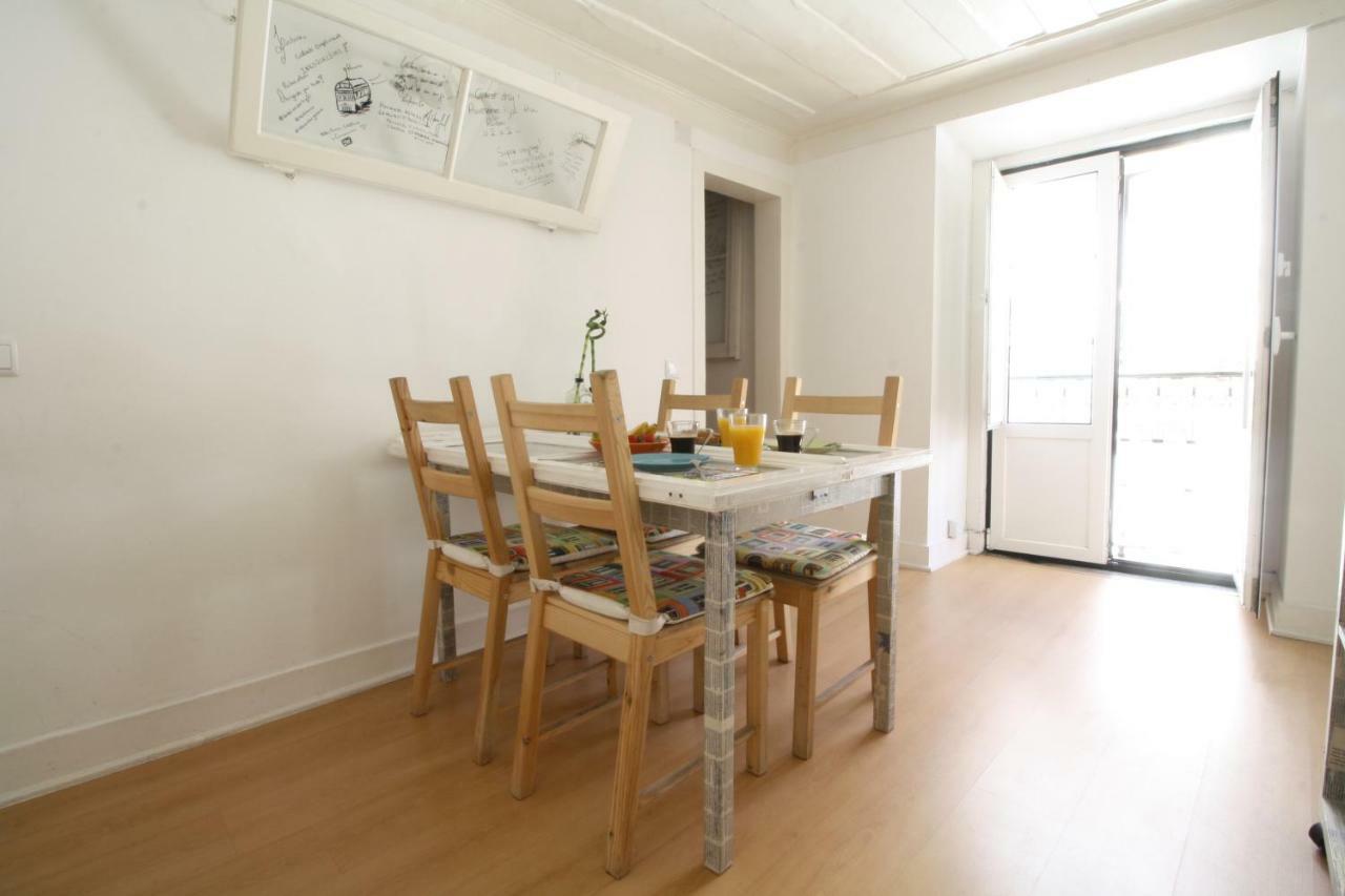 Apartamento Bairro Alto Window - Cozy Spot In A Buzzing Locale *